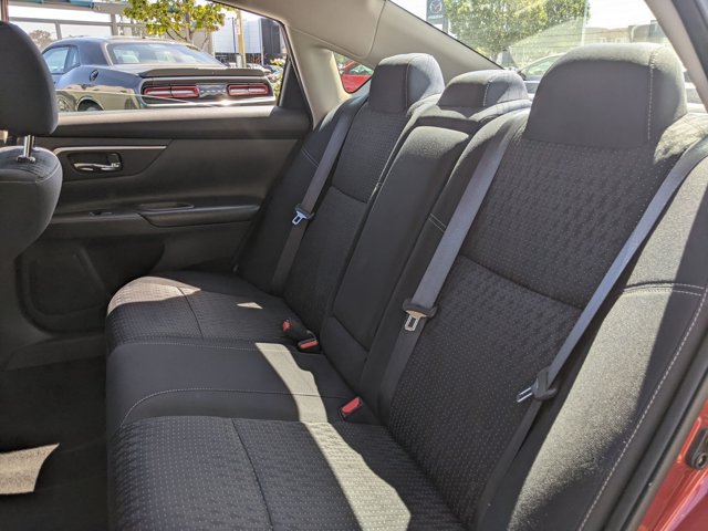 Used 2017 Nissan Altima 2.5 SV FWD image 17