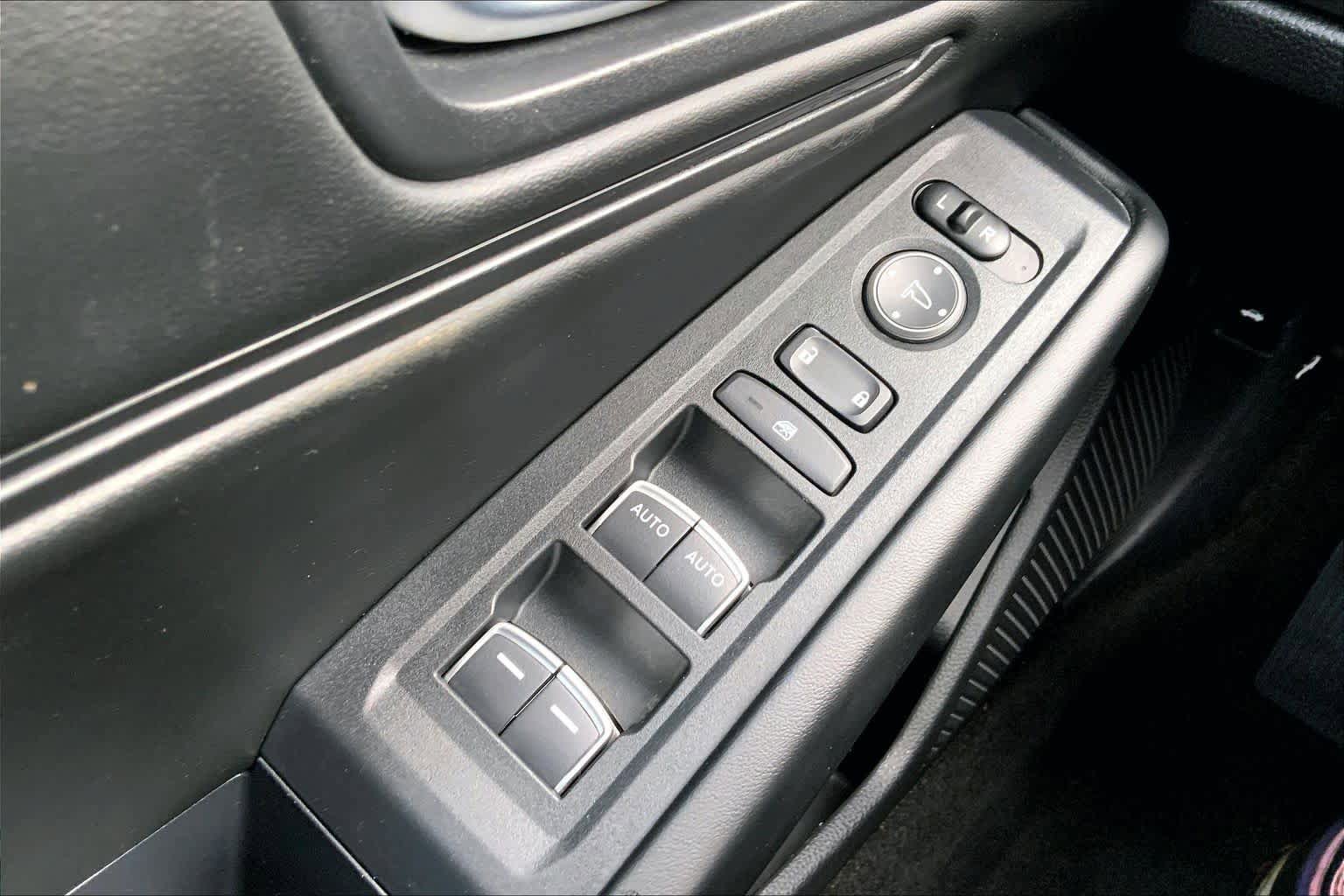 Used 2023 Honda Accord EX image 34