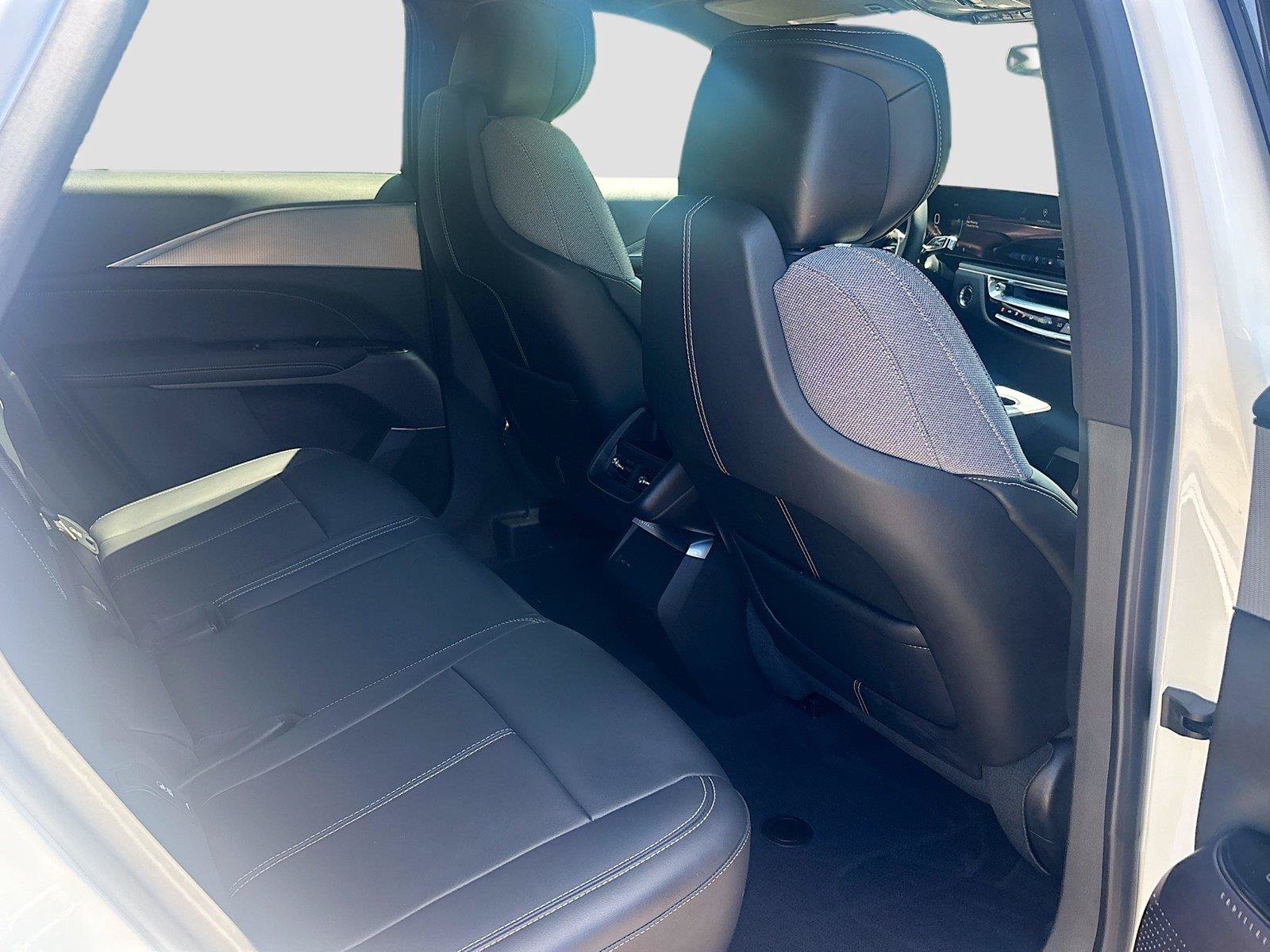 Used 2024 Cadillac Lyriq Tech RWD image 24