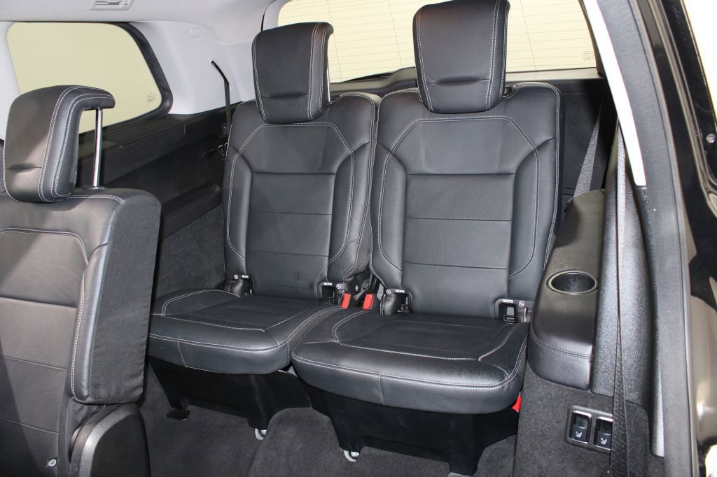 Used 2015 Mercedes-Benz GL 550 4MATIC image 25