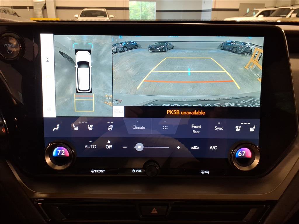 New 2025 Lexus TX 500h AWD image 9