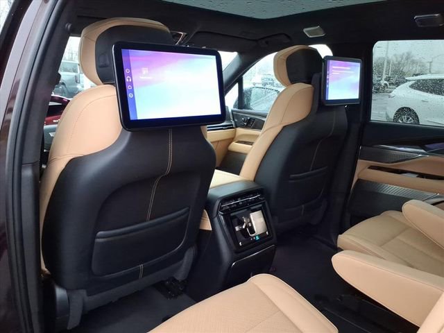 Used 2025 Cadillac Escalade IQ Sport 2 image 14