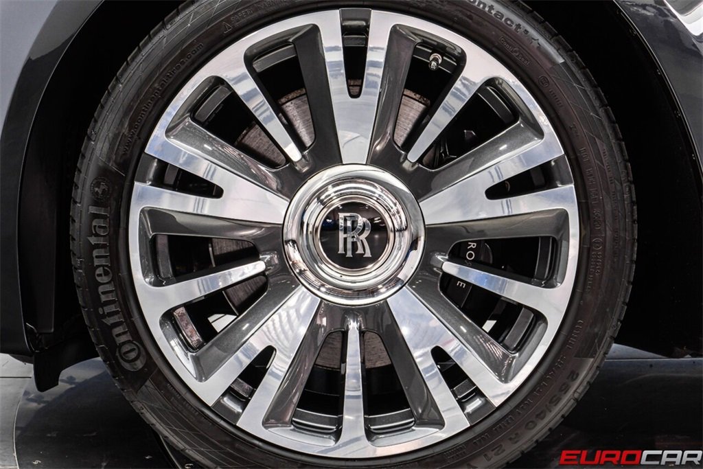 Used 2019 Rolls-Royce Ghost image 23