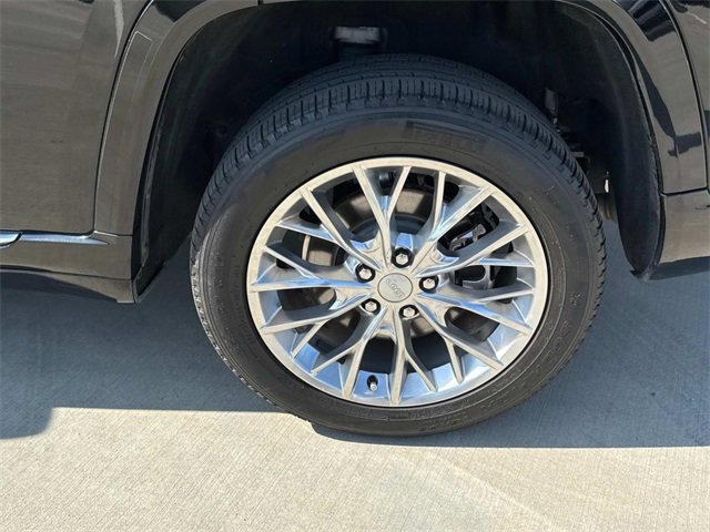 Used 2021 Jeep Grand Cherokee L Summit w/ Advanced Protech Group IV image 7