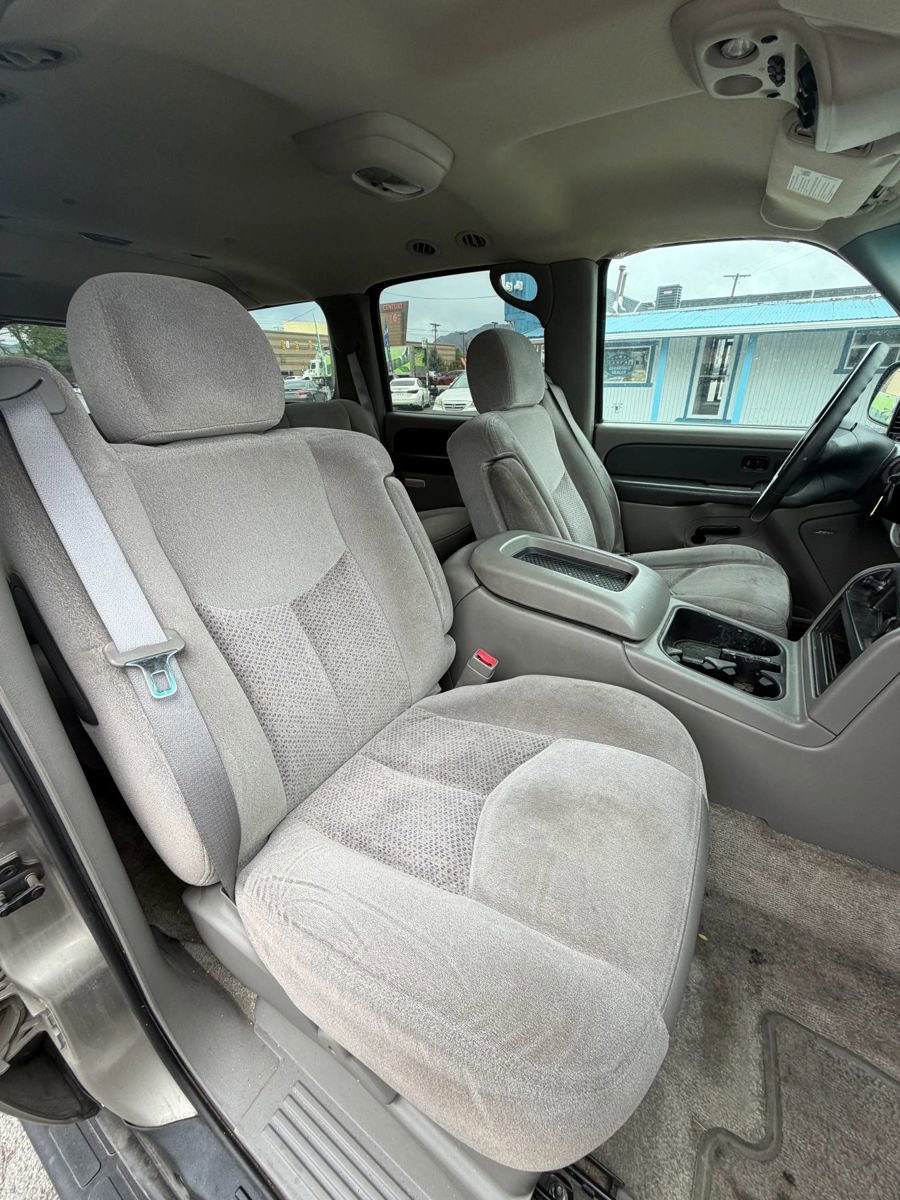 Used 2003 Chevrolet Suburban LS w/ LS Preferred Equipment Group image 14