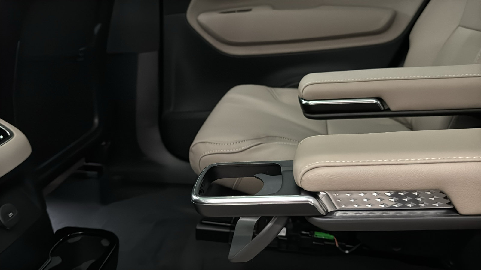 New 2027 Volvo XC90 T8 Ultra AWD/4WD image 28