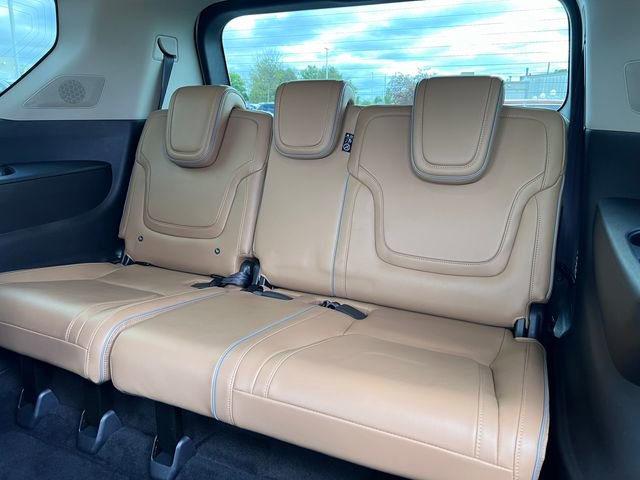 Used 2025 INFINITI QX80 Luxe w/ Cargo Package AWD/4WD image 7