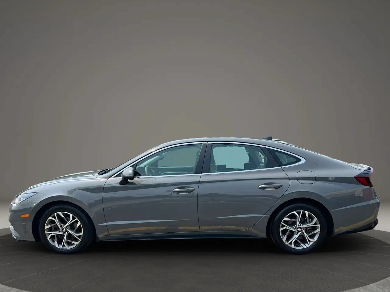 Used 2022 Hyundai Sonata SEL w/ Cargo Package FWD image 8