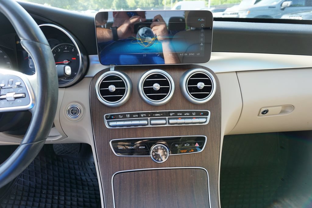 Certified 2020 Mercedes-Benz C 300 4MATIC Sedan image 17
