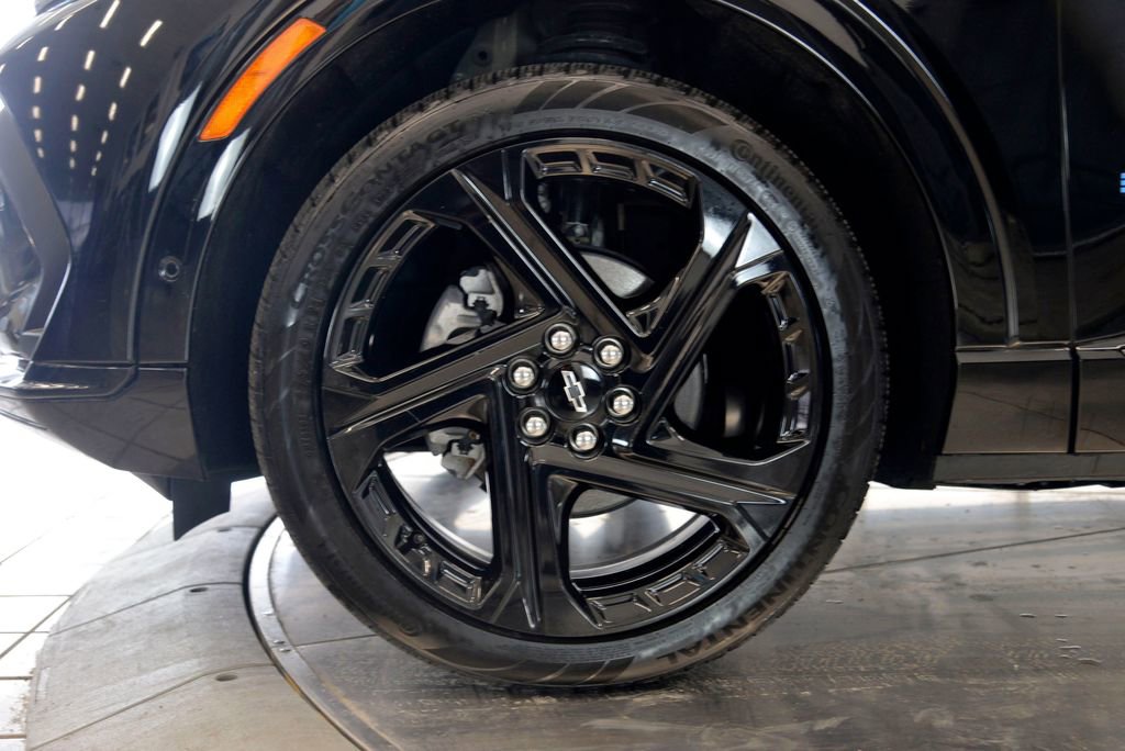 Used 2024 Chevrolet Equinox EV RS image 10