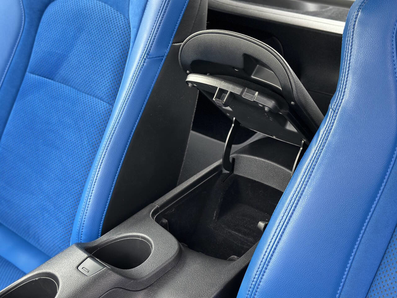 Used 2024 Nissan Z Performance w/ Floor Mat Package image 97