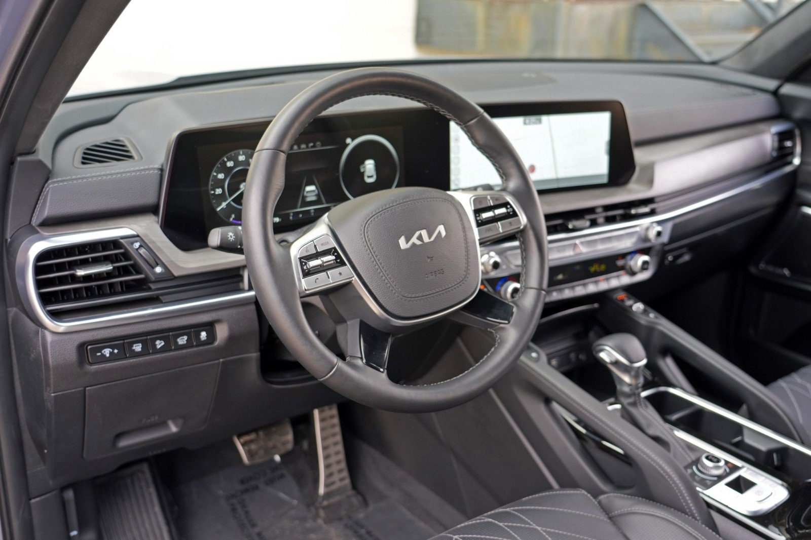 Used 2023 Kia Telluride SX Prestige X-Pro AWD/4WD image 14