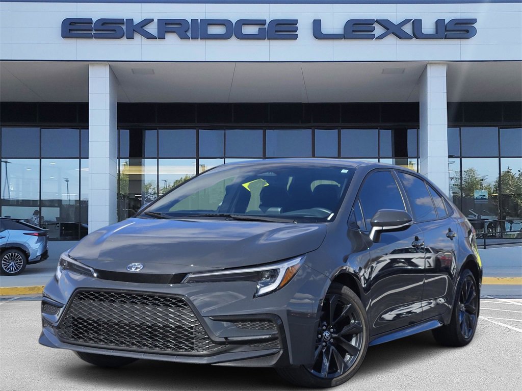 Used 2023 Toyota Corolla SE image 1