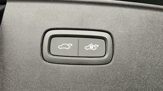 New 2026 Volvo EX90 Plus AWD/4WD image 44