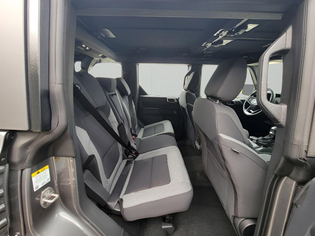 New 2025 Ford Bronco 4-Door image 33