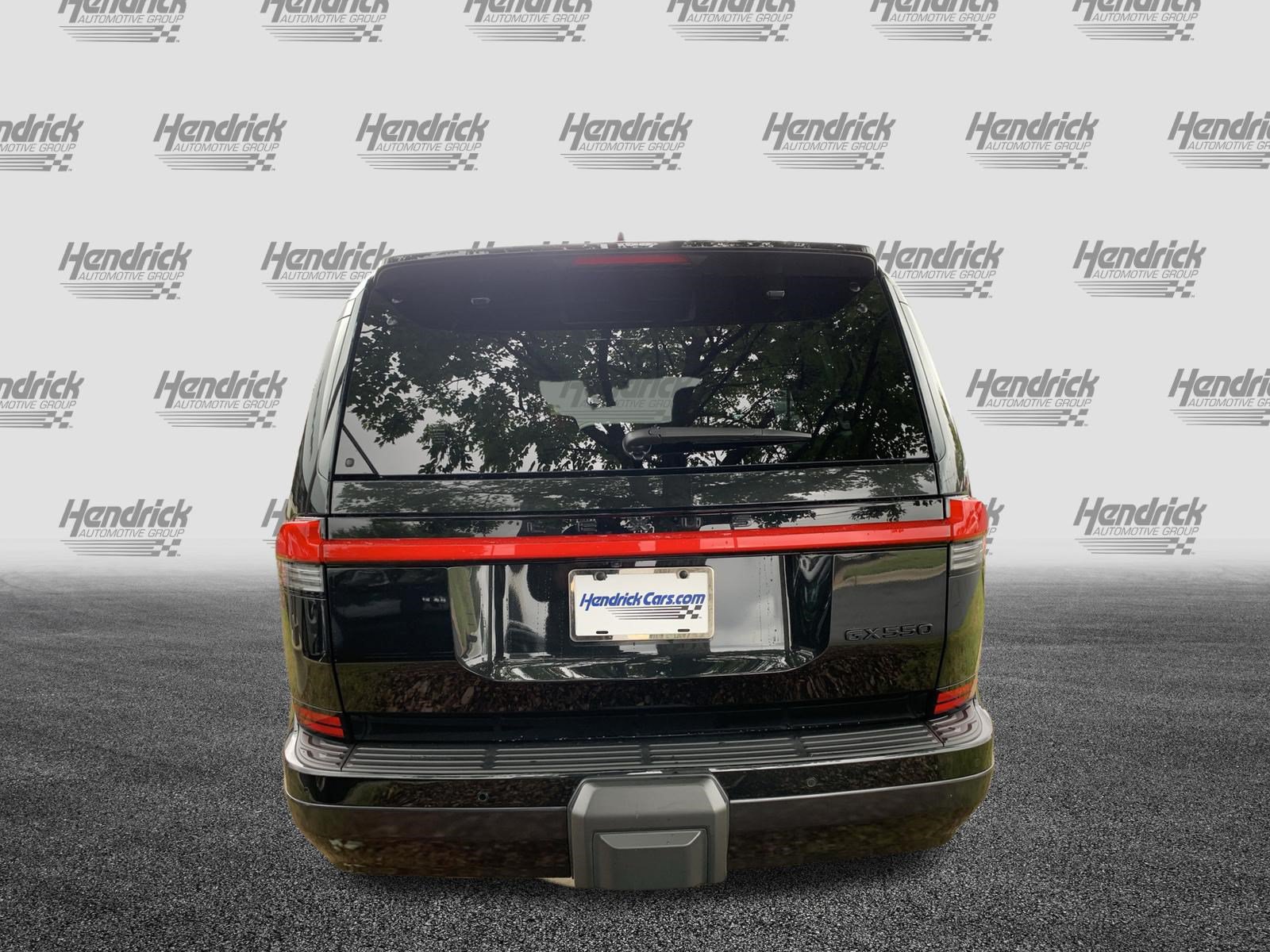 Used 2024 Lexus GX 550 w/ Accessory Package (2T) AWD/4WD image 9
