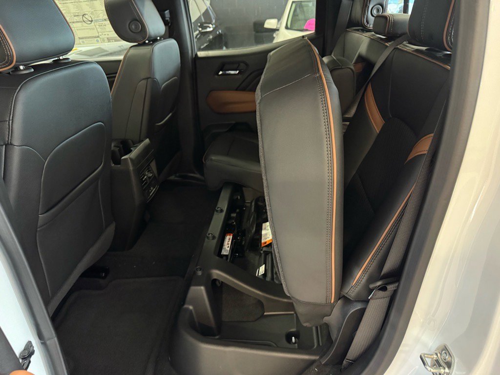 New 2026 GMC Canyon AT4 w/ Technology Plus Package image 12