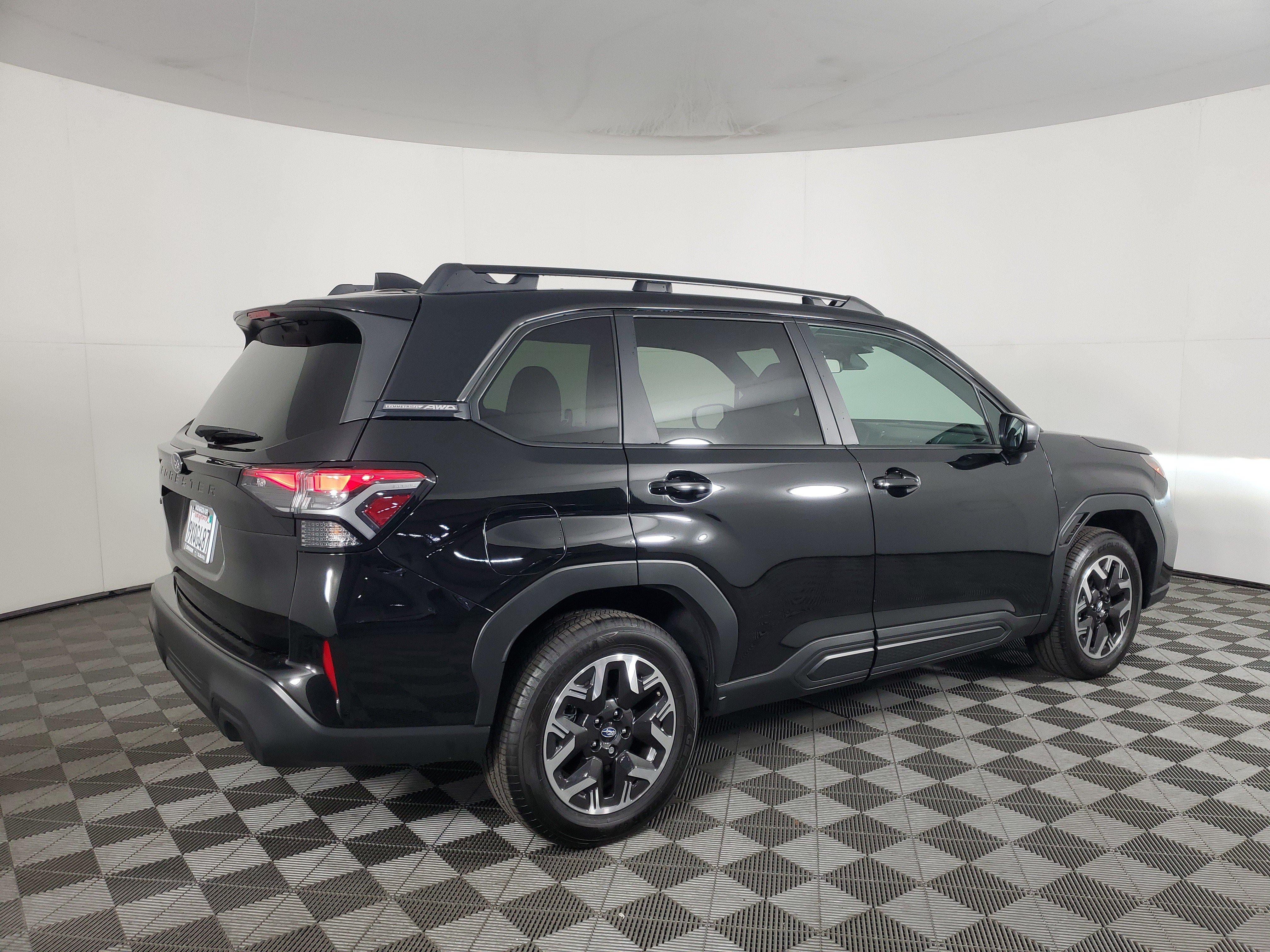 Used 2026 Subaru Forester Premium AWD/4WD image 4