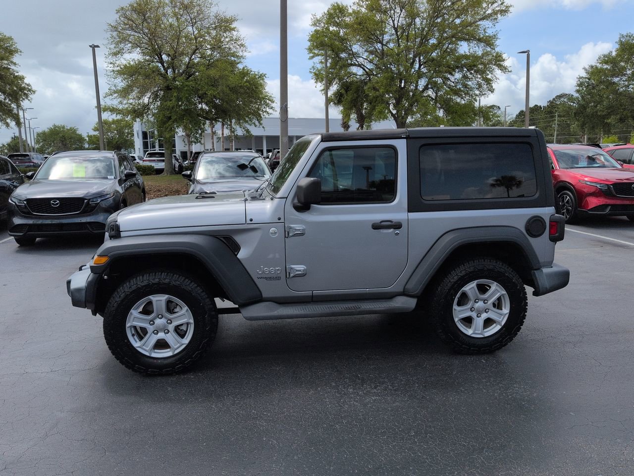 Used 2020 Jeep Wrangler Sport AWD/4WD image 7