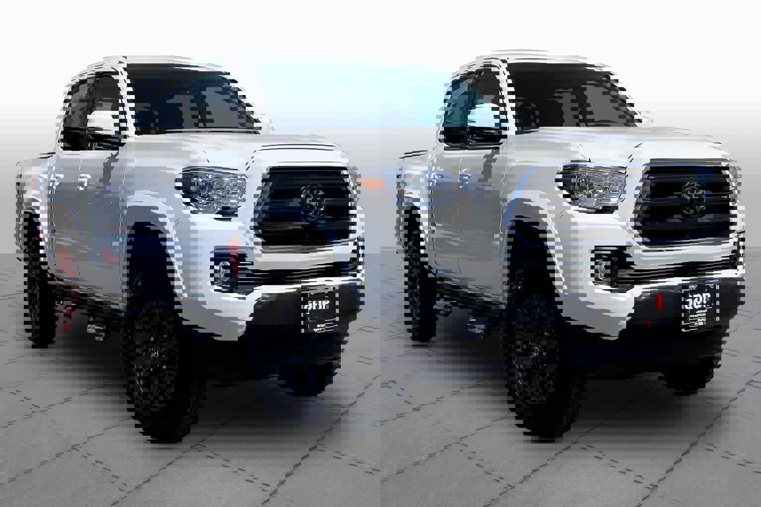 Used 2023 Toyota Tacoma SR5 image 3
