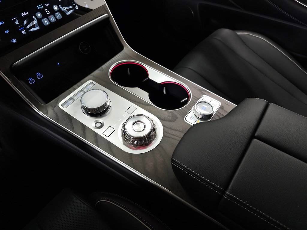 Used 2025 Genesis GV80 2.5T Prestige image 32