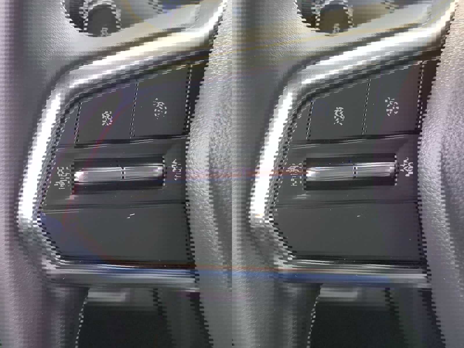 Used 2026 Chevrolet Silverado EV LT image 15