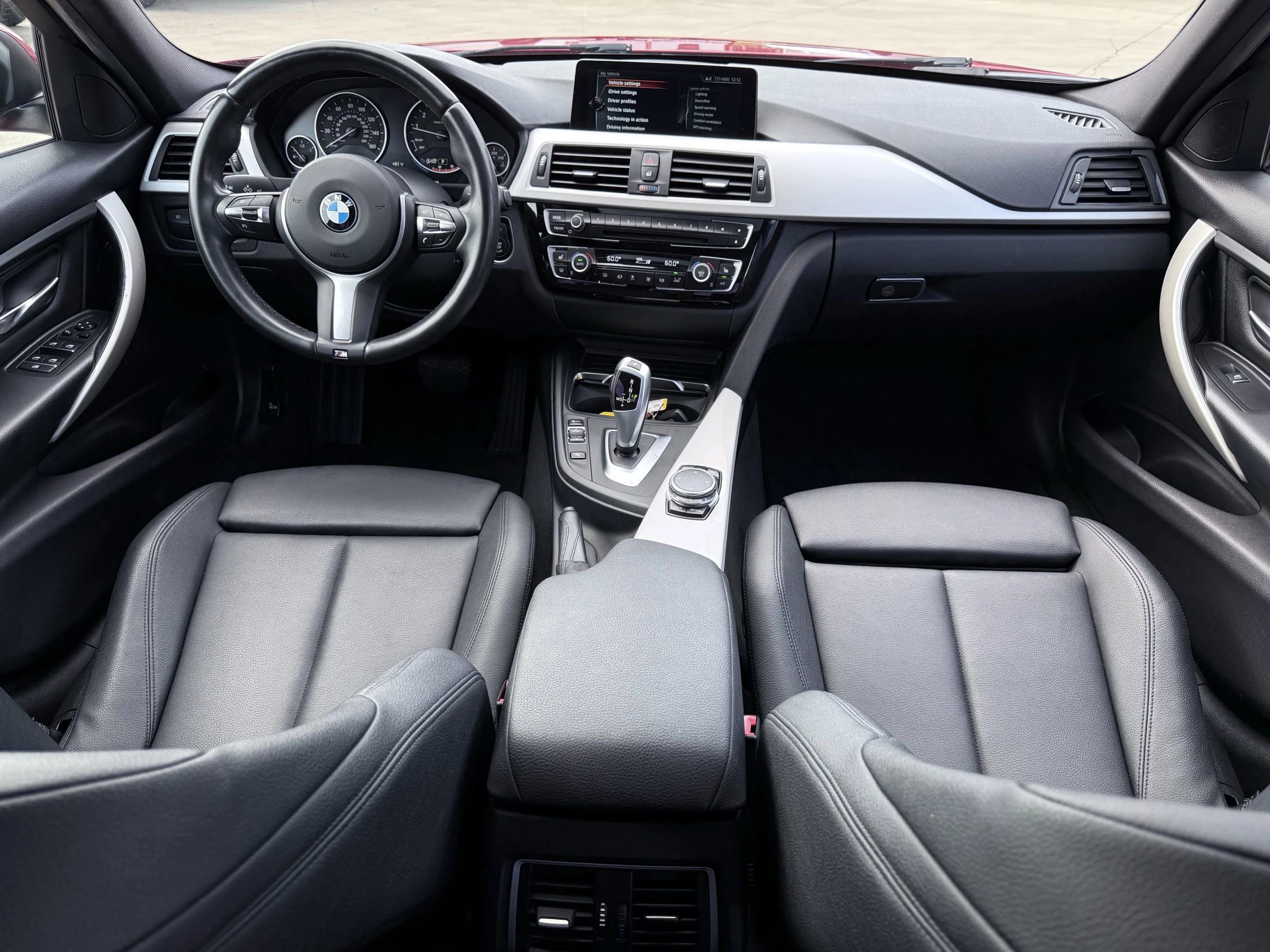 Used 2017 BMW 320i Sedan image 10