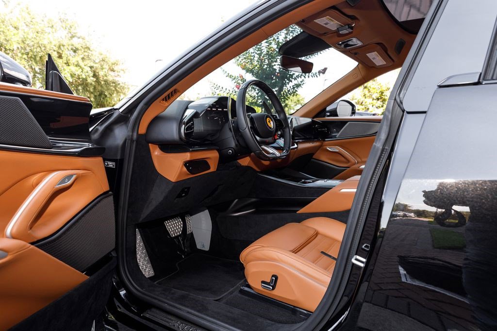 Used 2024 Ferrari Purosangue AWD/4WD image 29