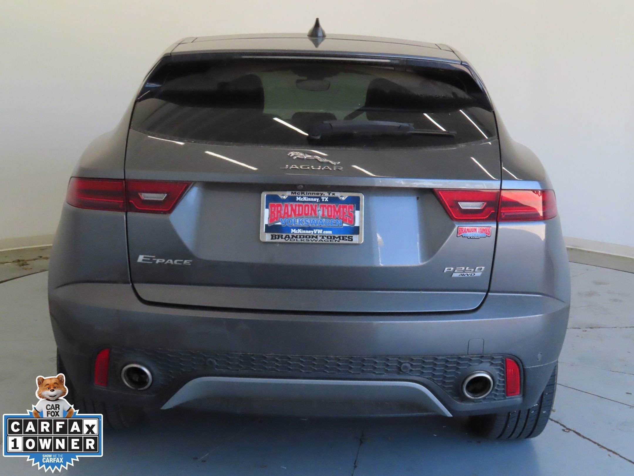 Used 2020 Jaguar E-PACE SE image 5