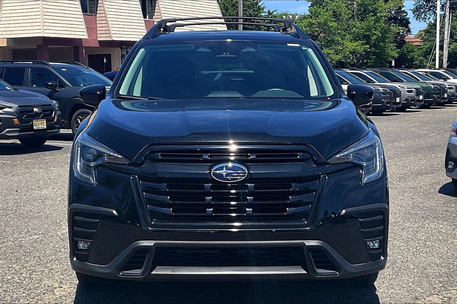 Certified 2025 Subaru Ascent Bronze Edition AWD/4WD image 3