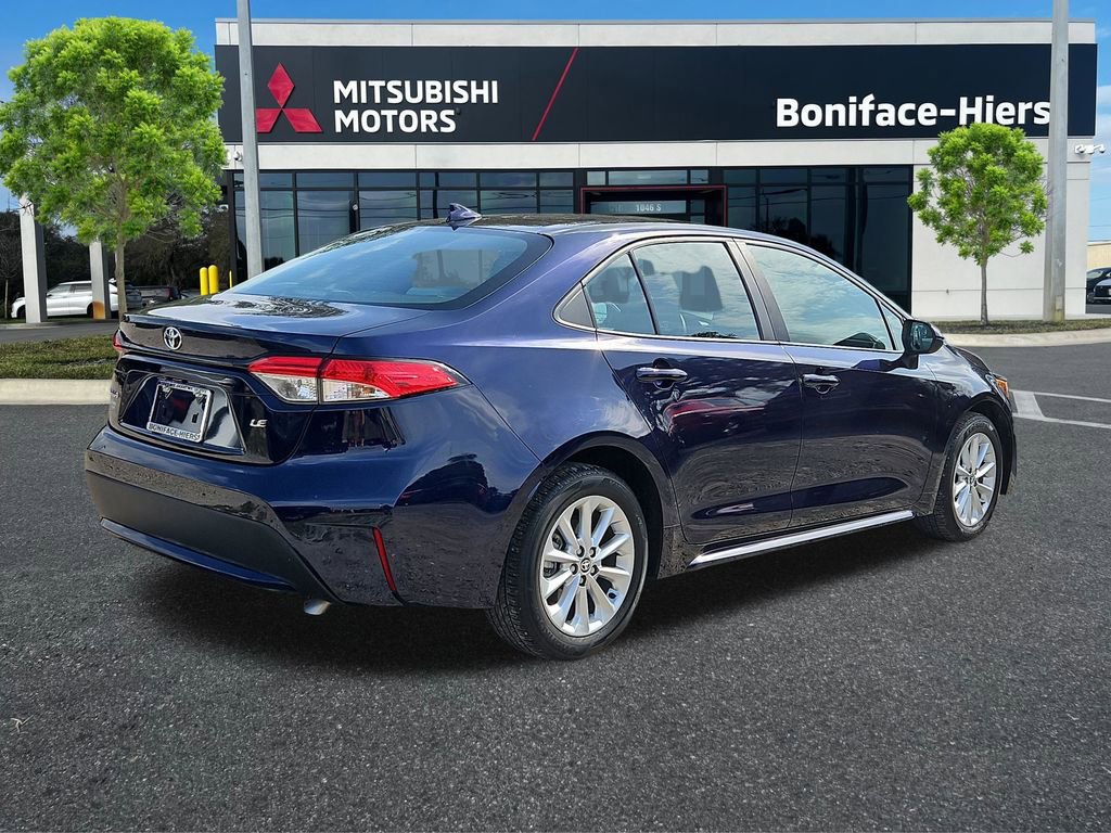 Used 2021 Toyota Corolla LE w/ LE Convenience Package image 4