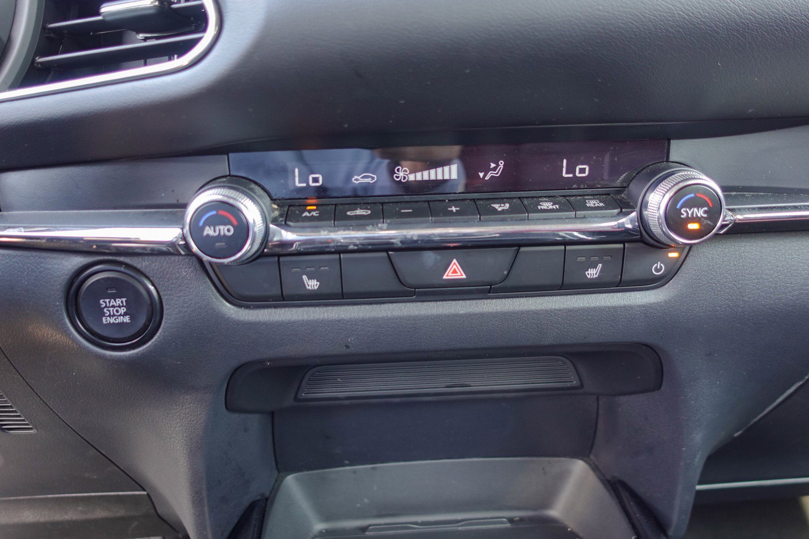 Certified 2025 MAZDA CX-30 AWD 2.5 S w/ Preferred Package image 17