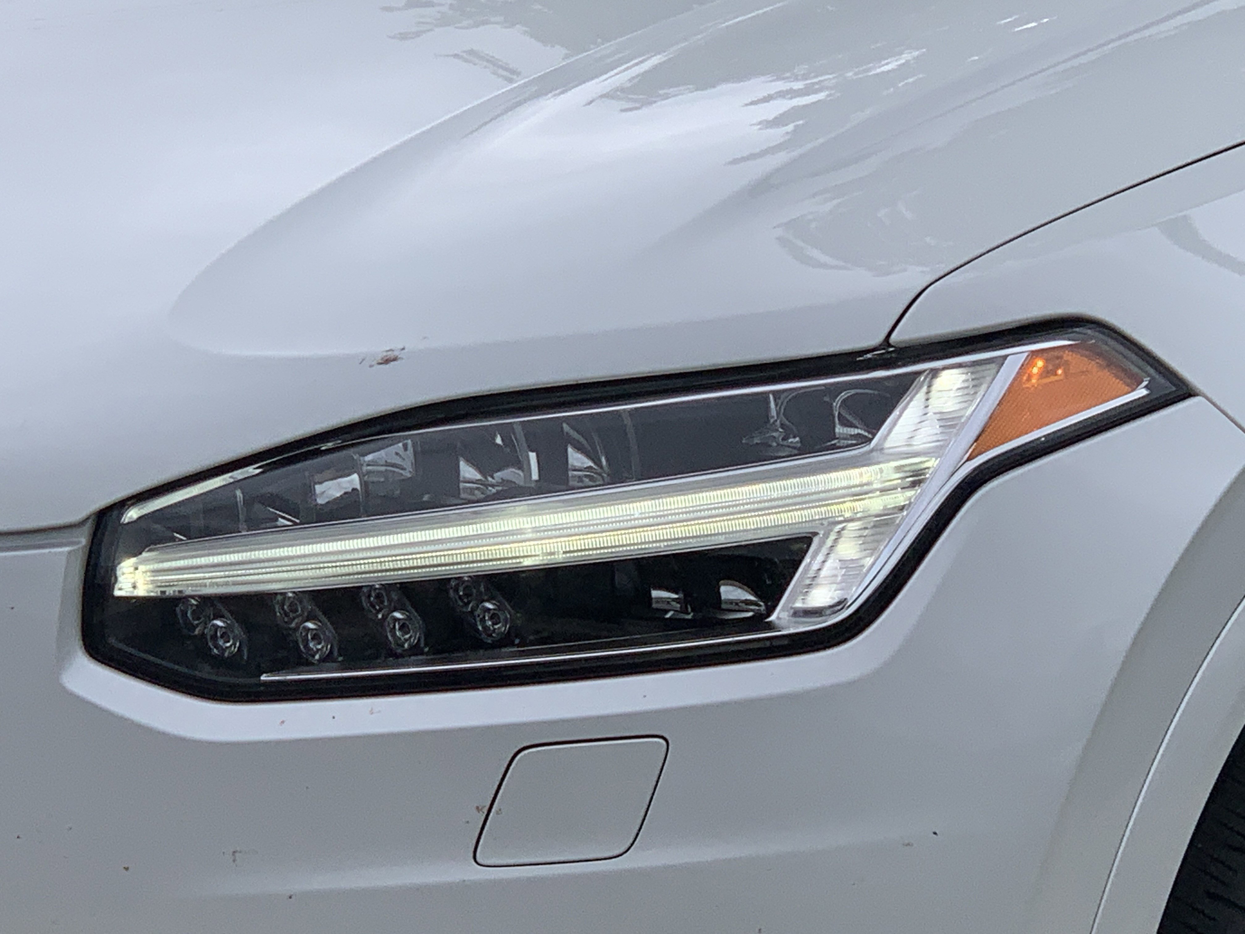 Used 2019 Volvo XC90 T6 Momentum w/ Advanced Package AWD/4WD image 6