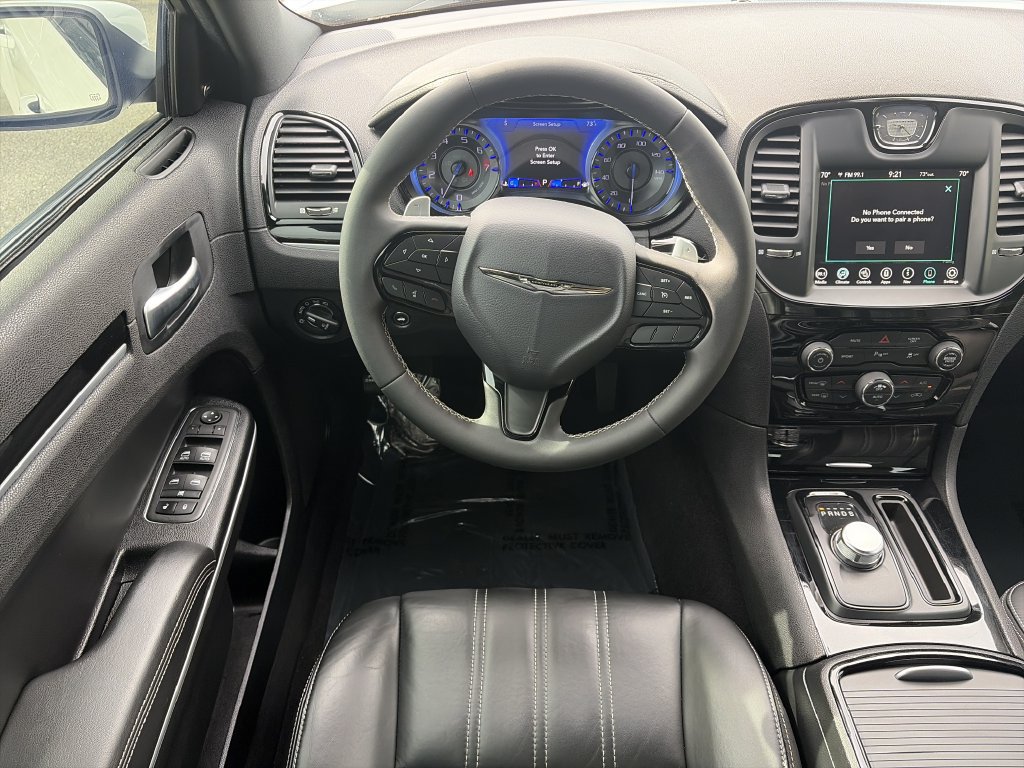 Used 2023 Chrysler 300 S RWD image 14