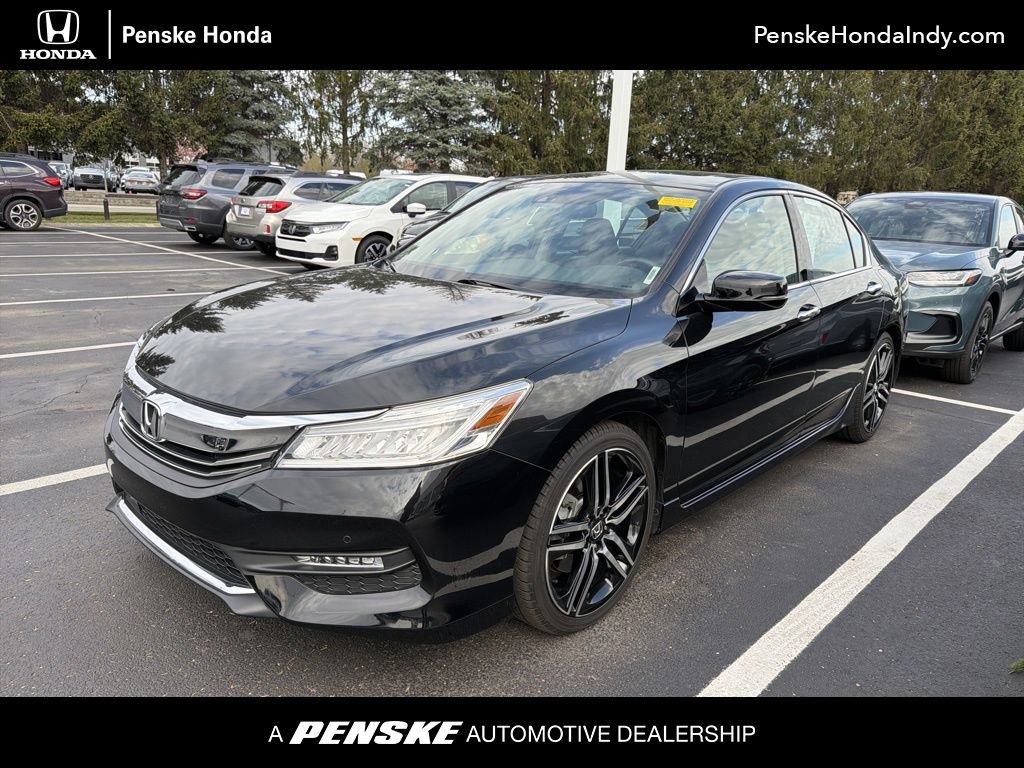 Used 2017 Honda Accord Touring video 1