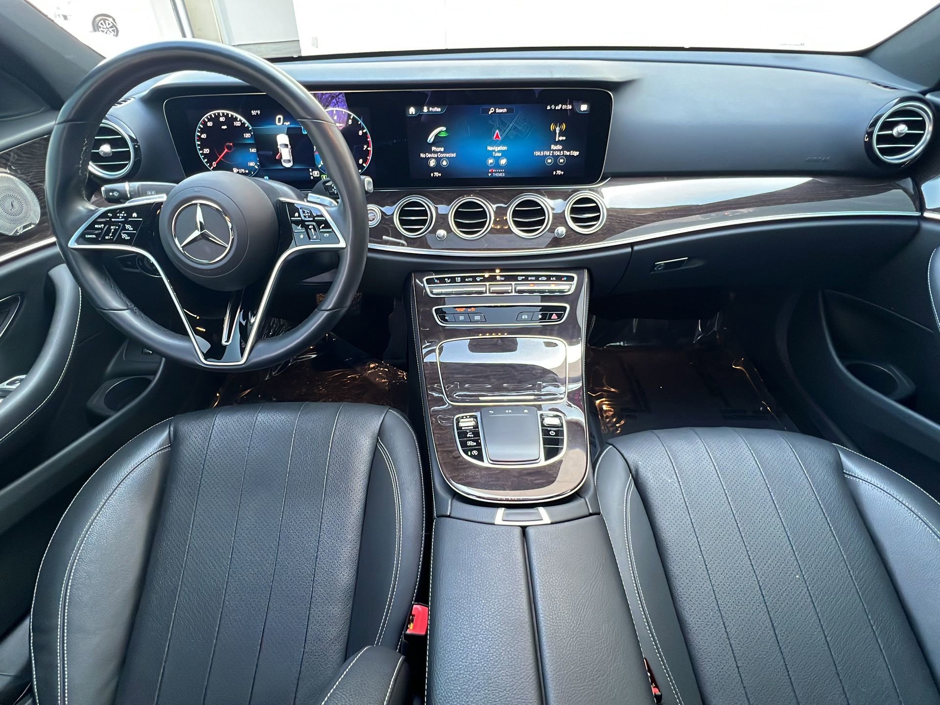 Used 2023 Mercedes-Benz E 350 4MATIC Sedan image 10