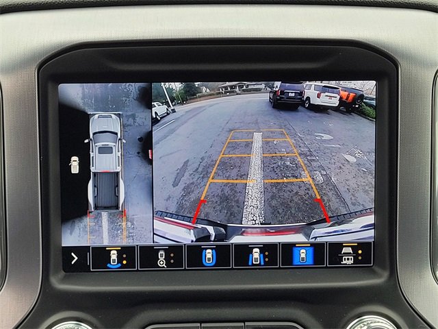 Used 2020 GMC Sierra 3500 SLT w/ Technology Package image 12