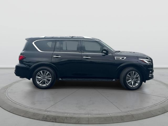 Used 2021 INFINITI QX80 Luxe w/ All-Season Package AWD/4WD image 3
