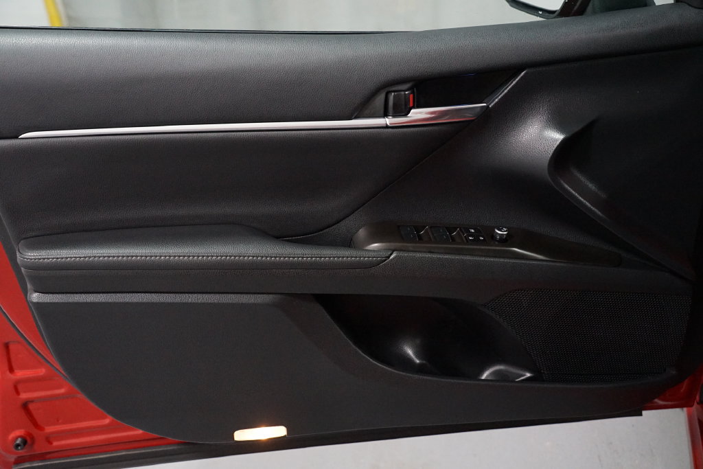 Certified 2023 Toyota Camry XSE FWD image 30