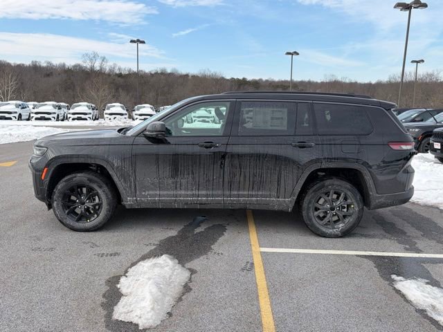 New 2026 Jeep Grand Cherokee L 4WD image 4