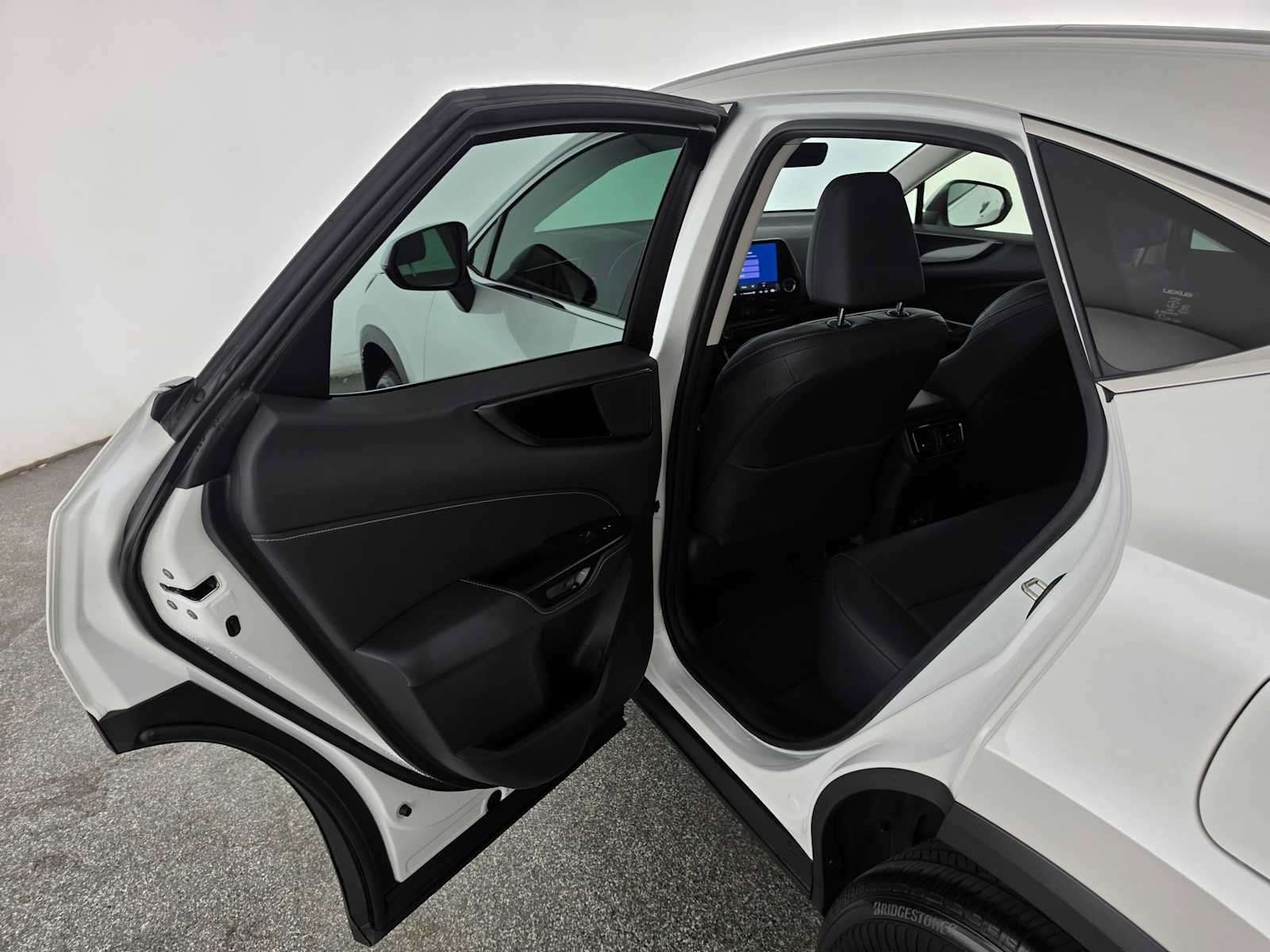 Certified 2025 Lexus NX 250 FWD image 15
