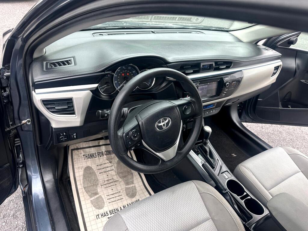 Used 2016 Toyota Corolla LE image 20