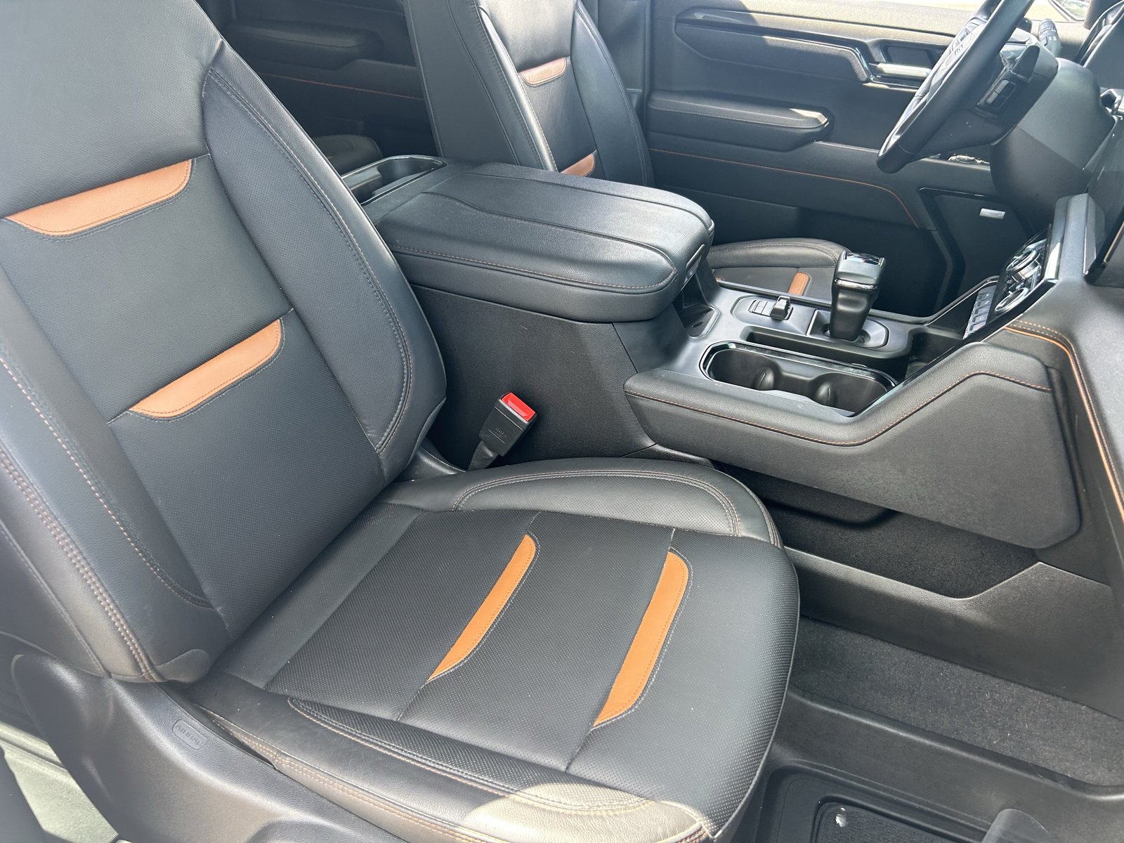 Certified 2025 GMC Sierra 1500 AT4 AWD/4WD image 10