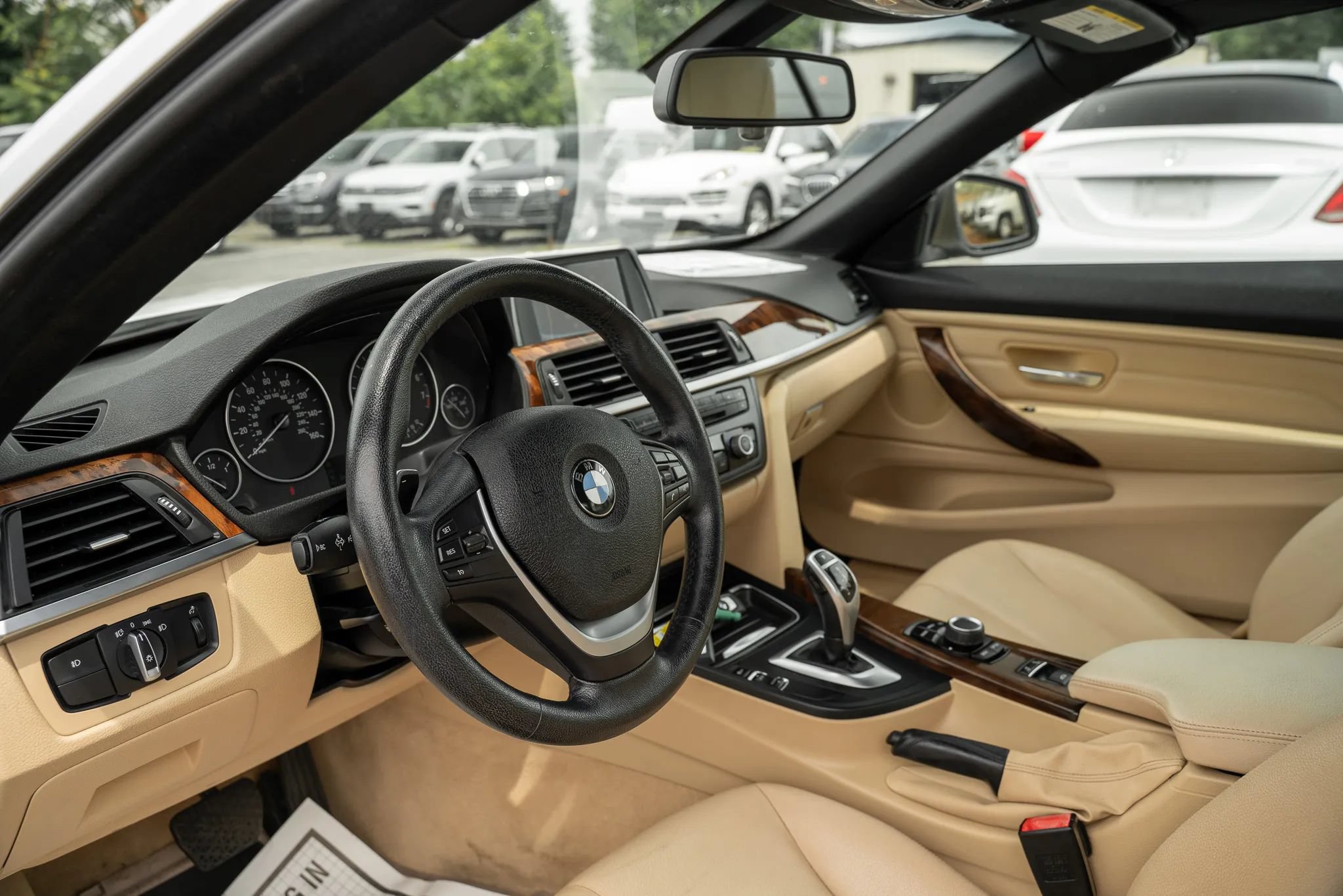 Used 2014 BMW 428i xDrive Convertible AWD/4WD image 10