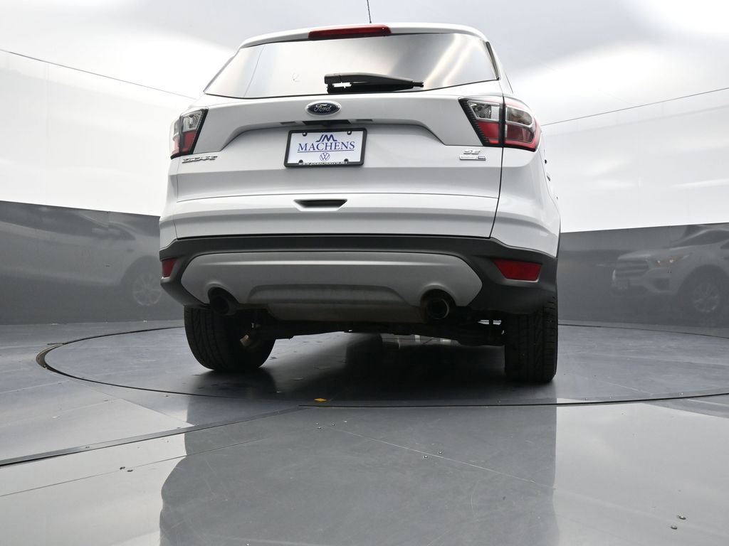 Used 2017 Ford Escape SE AWD/4WD image 28