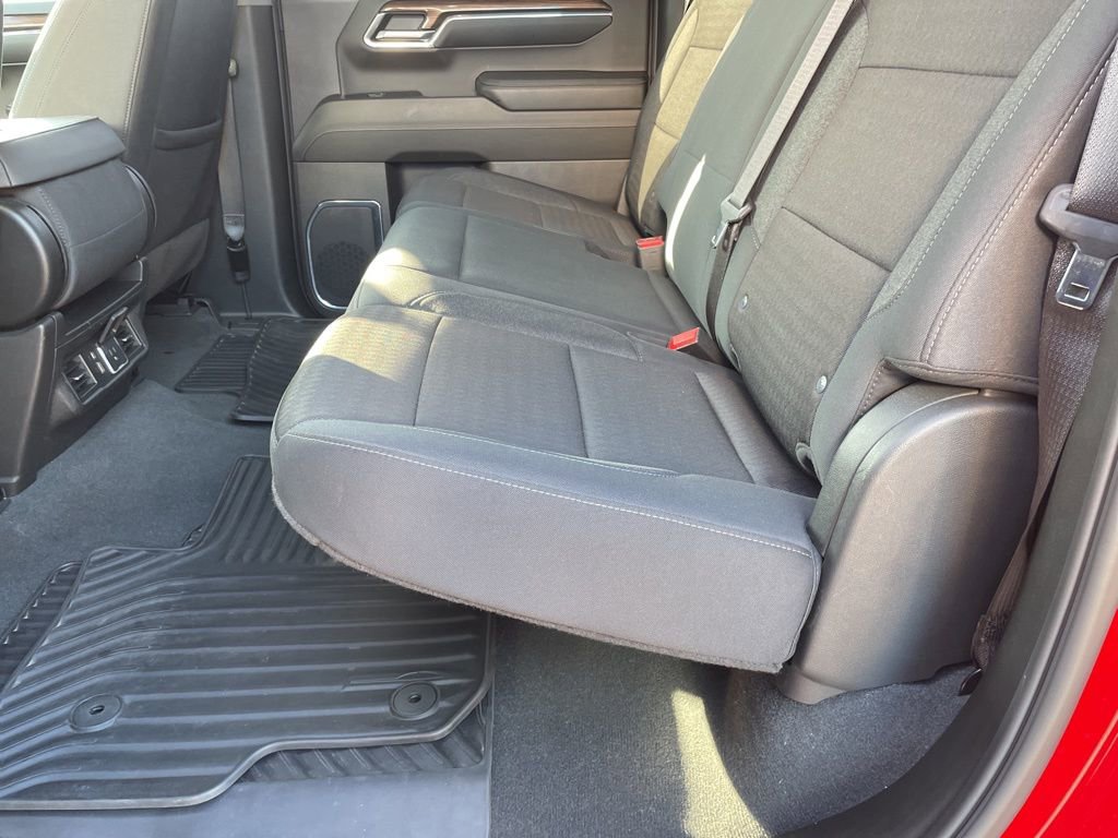 Used 2024 Chevrolet Silverado 1500 LT image 40