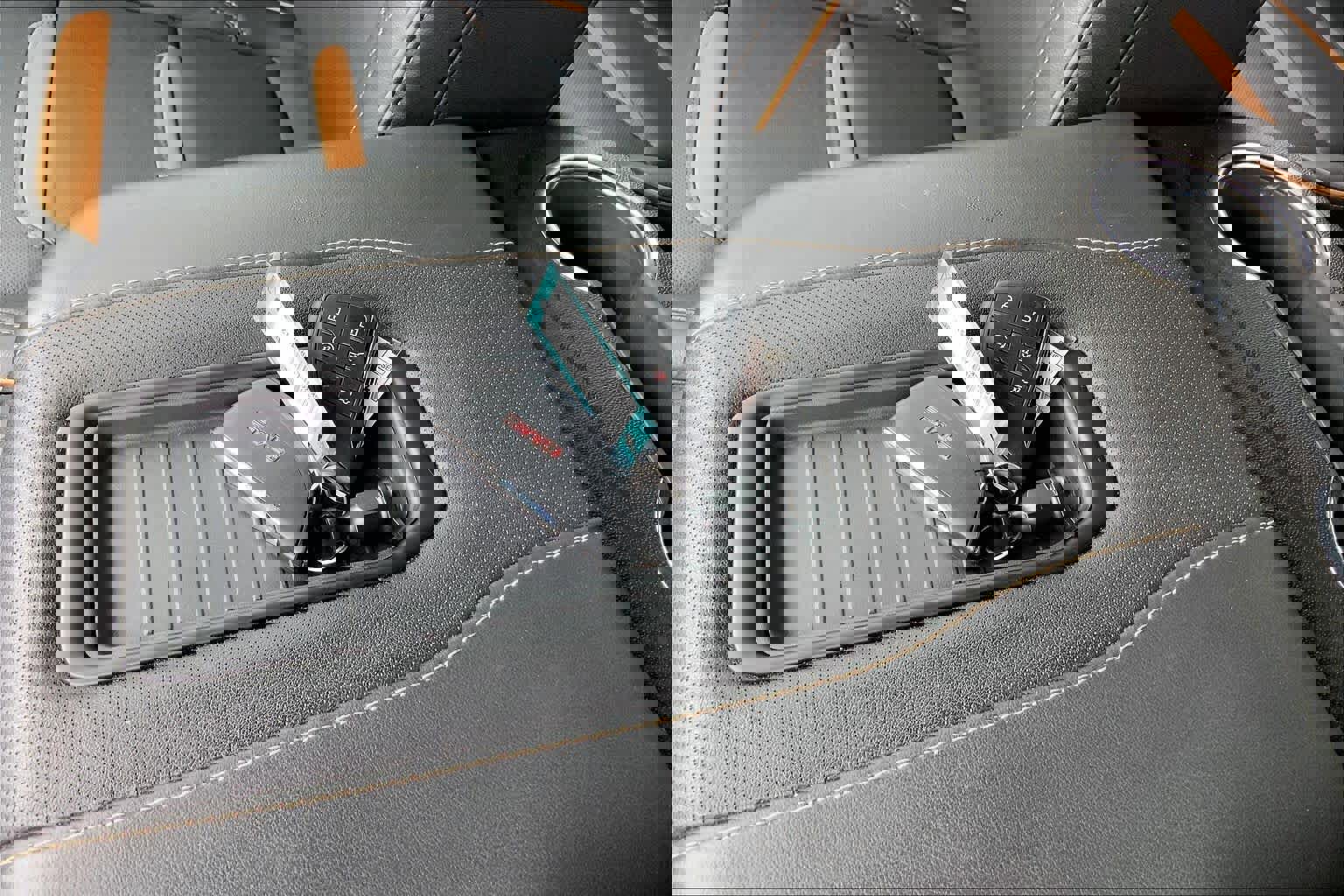 Used 2024 GMC Yukon AT4 w/ Technology Package image 14