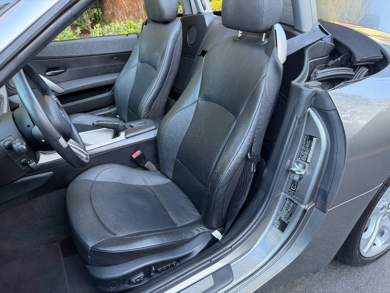Used 2003 BMW Z4 3.0i RWD image 23