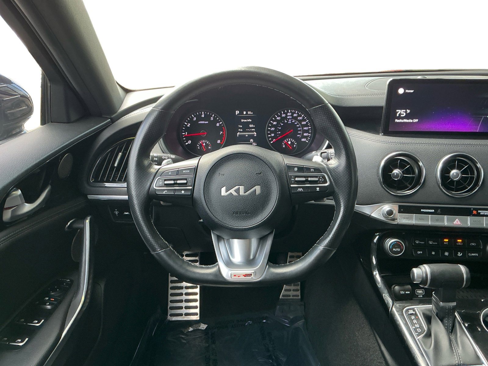 Used 2022 Kia Stinger GT-Line w/ Sun & Sound Package image 12