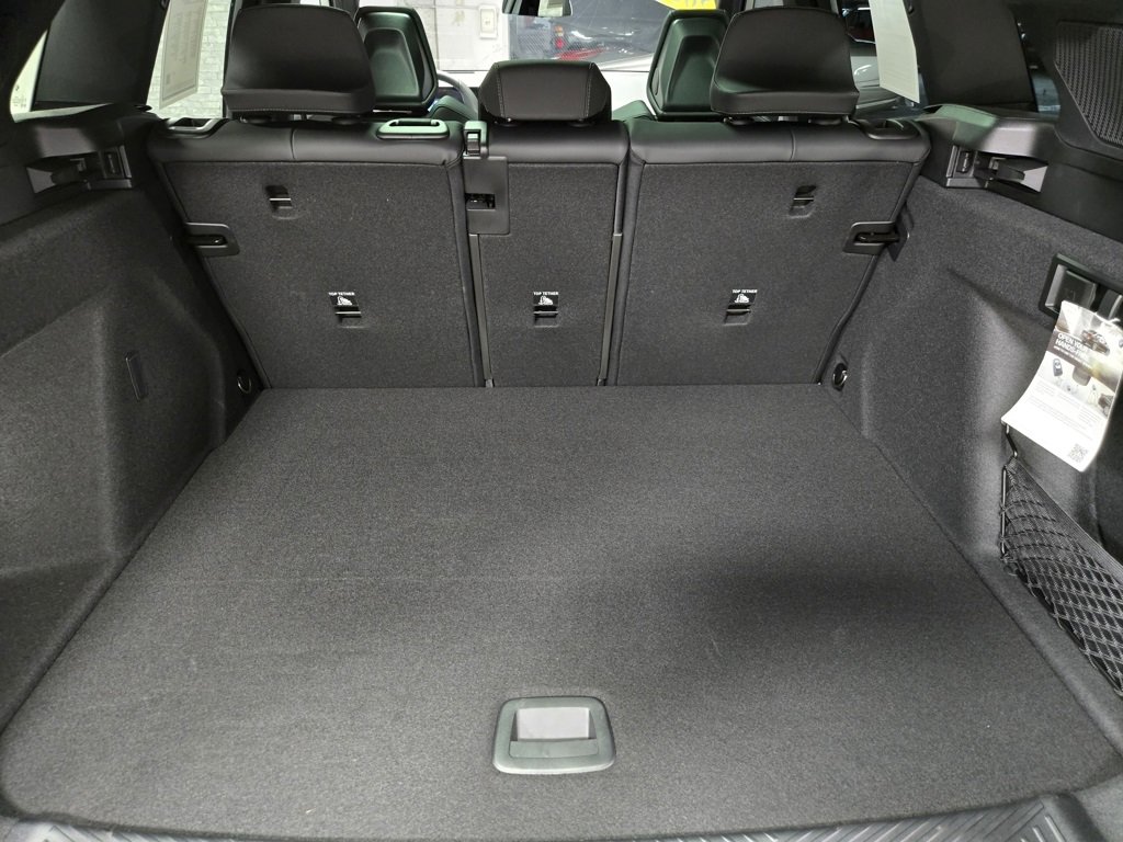 Used 2025 BMW X3 M50 w/ Premium Package image 46